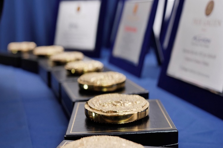 Entrectinib, the kinase inhibitor drug invented and initially developed by Nerviano Medical Sciences won the Prix Galien Italia 2021 Award in the Chemically Synthesized Drugs category